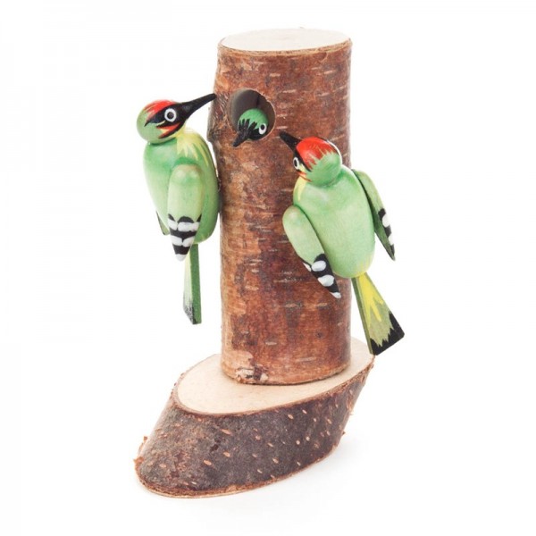 Dregeno Erzgebirge - Miniatur-Stamm mit Grünspechtfamilie